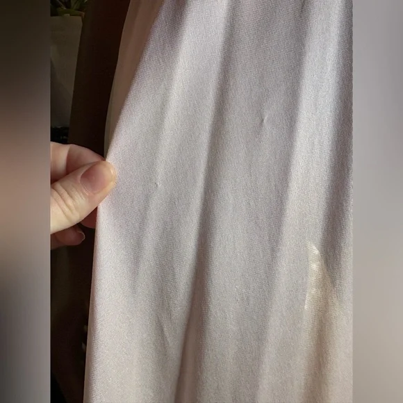 Vintage 1970s Lov’Lee Light Pink Nightgown with Crochet Butterfly (S) - Picture 13 of 13